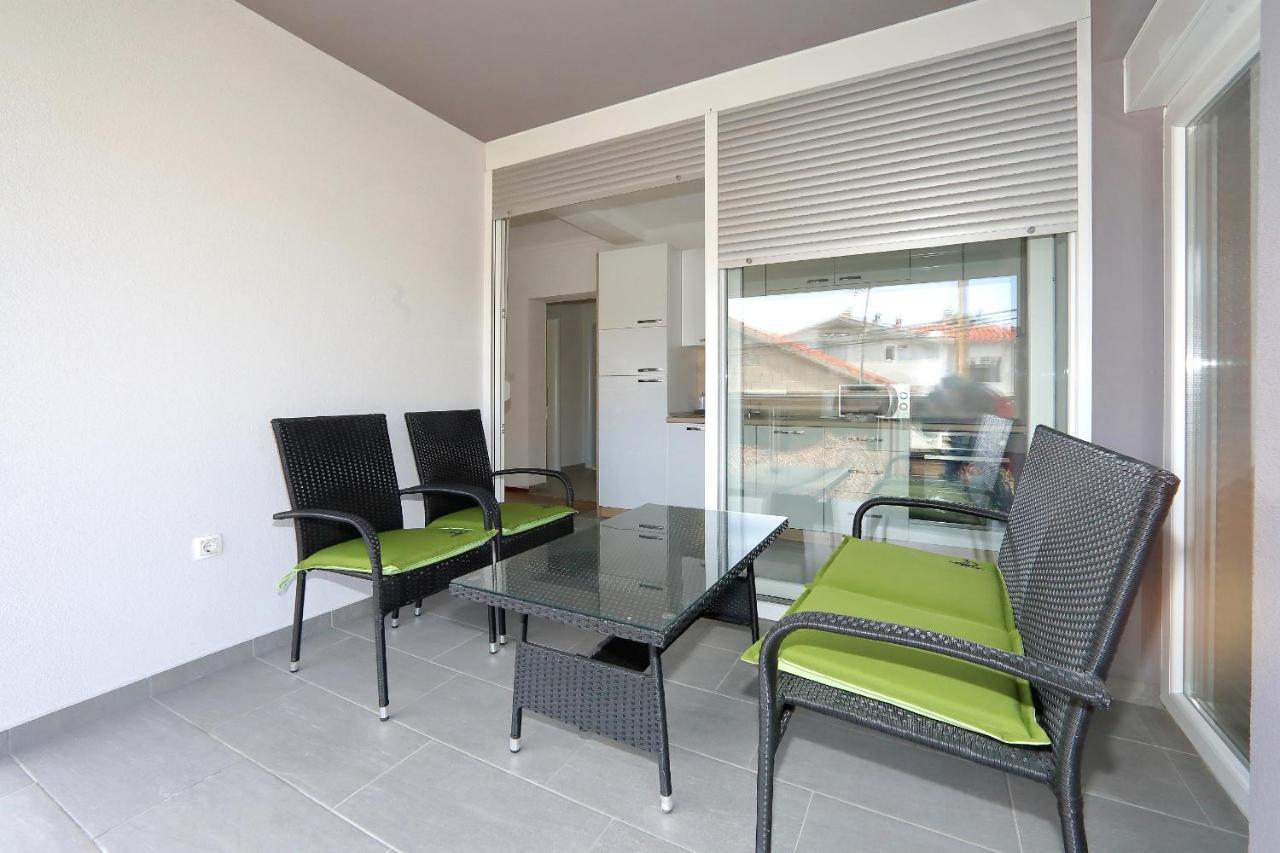Apartment Nikic Bibinje