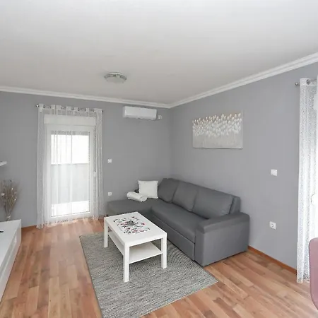 Apartments Nikic Bibinje Exterior photo