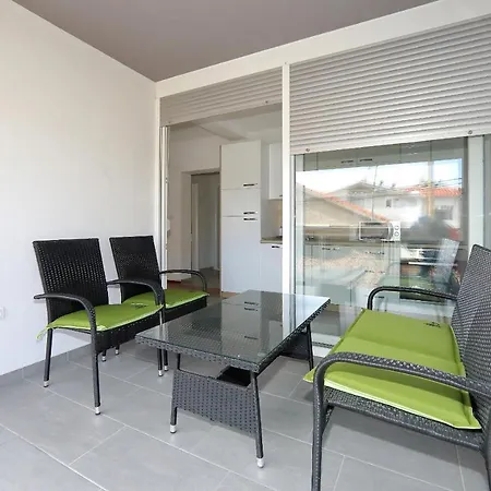 Apartments Nikic Bibinje Exterior photo