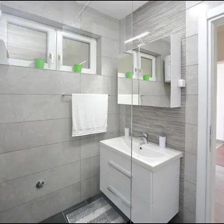 Apartments Nikic Bibinje Exterior photo